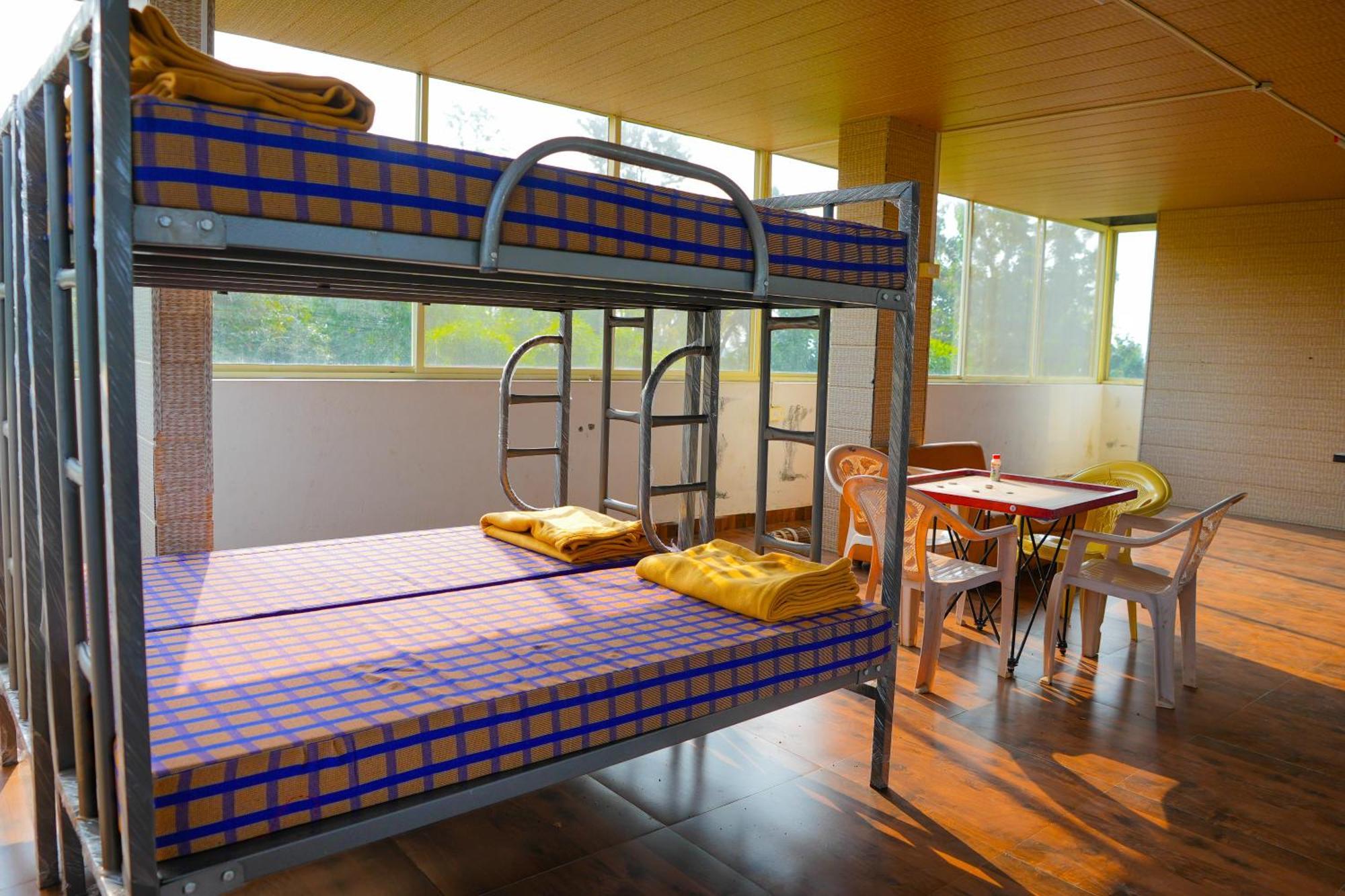 Bana The Wild Waters Hotel Muduvādi Екстериор снимка