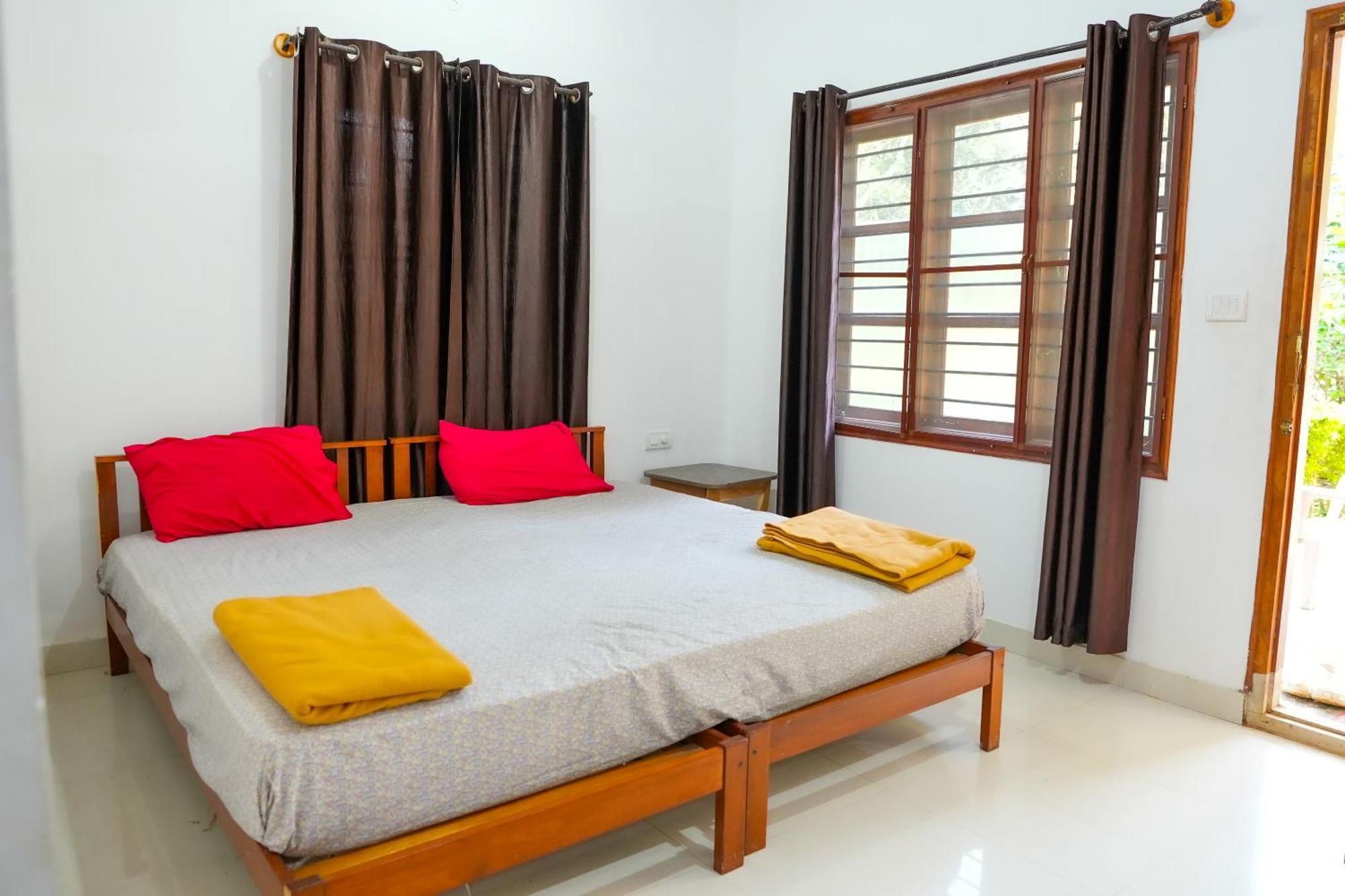 Bana The Wild Waters Hotel Muduvādi Екстериор снимка