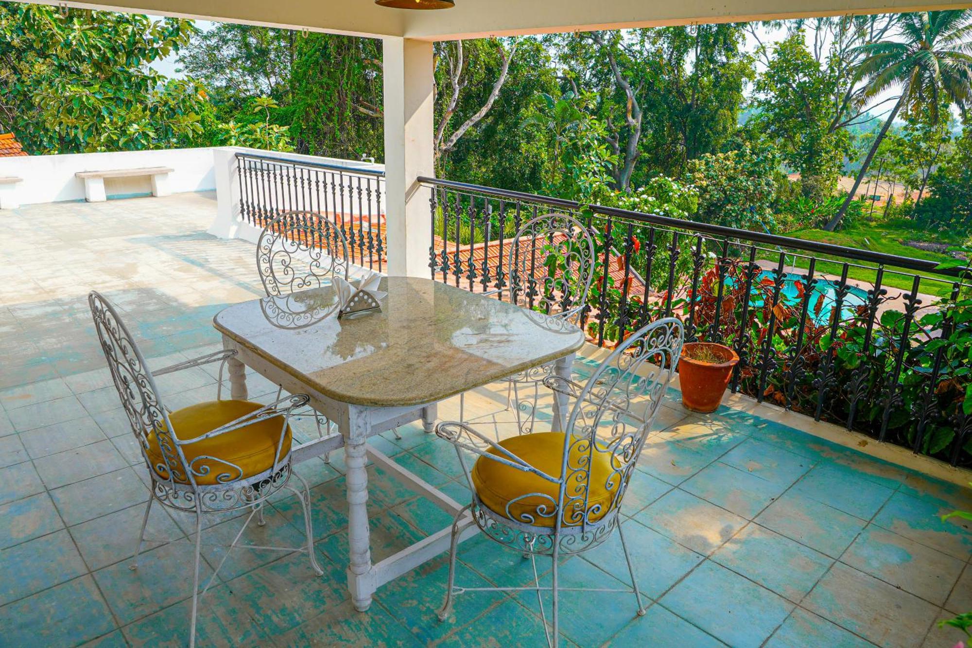Bana The Wild Waters Hotel Muduvādi Екстериор снимка